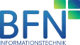 Logo mit großen blauen Buchstaben BFN über dem Wort INFORMATIONSTECHNIK und einer Grafik aus vier grünen und blauen Quadraten mit Farbverlauf, die ein größeres Quadrat in der rechten oberen Ecke bilden.